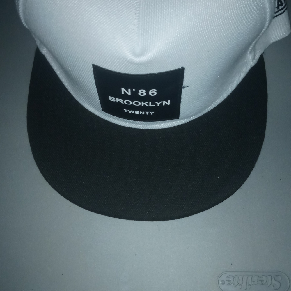 Brookyln hat